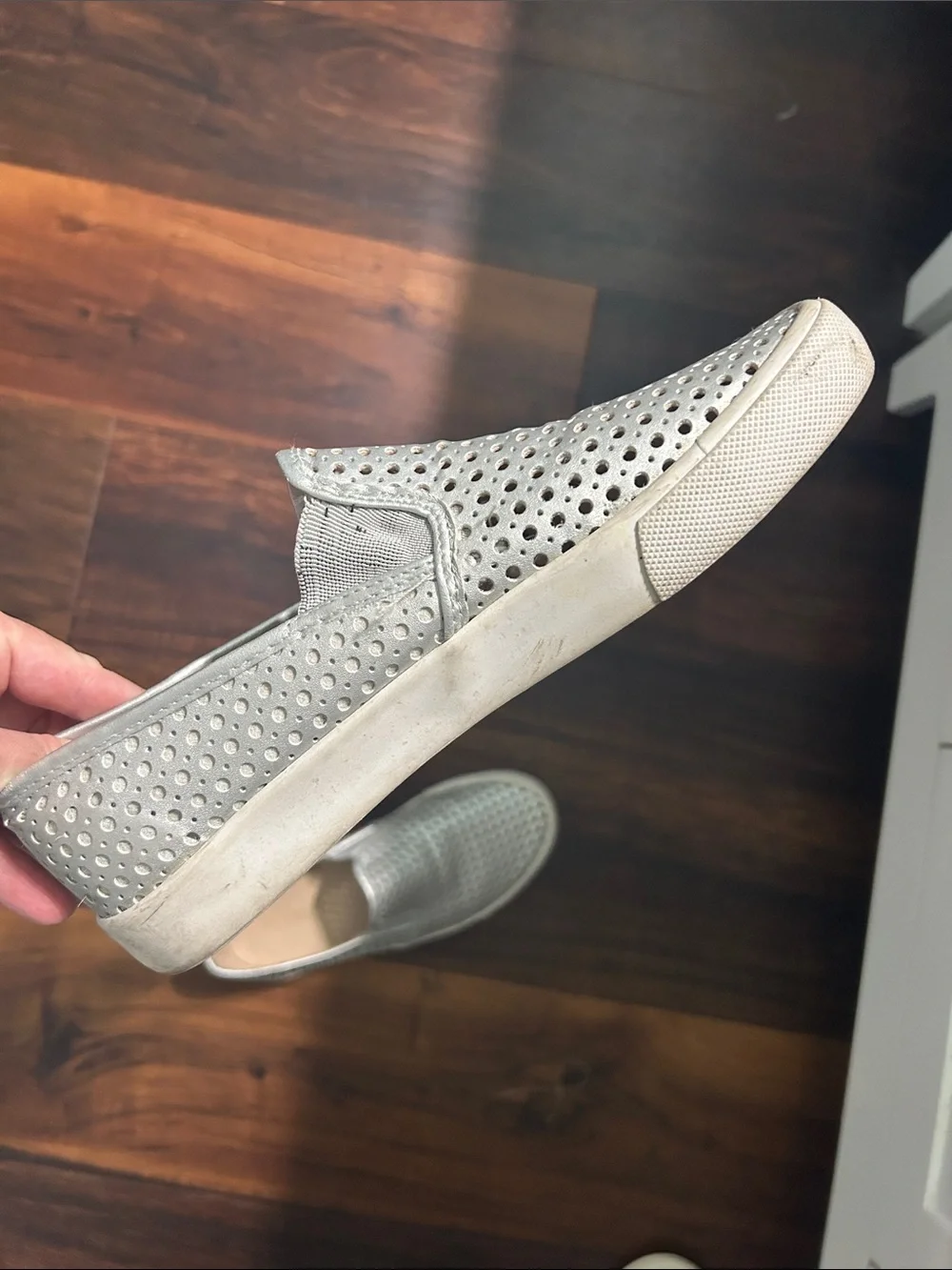 Restricted comfortable slip